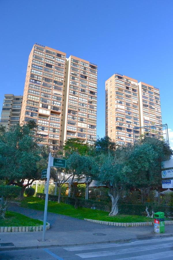 בנידורם Edificio Gemelos 2 מראה חיצוני תמונה